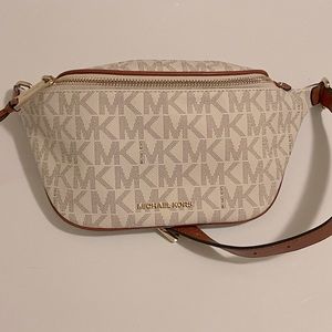Michael Kors Fanny Pack